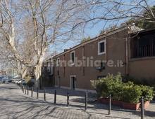 Facciata — Geschäft in mietvertrag in Roma, Testaccio