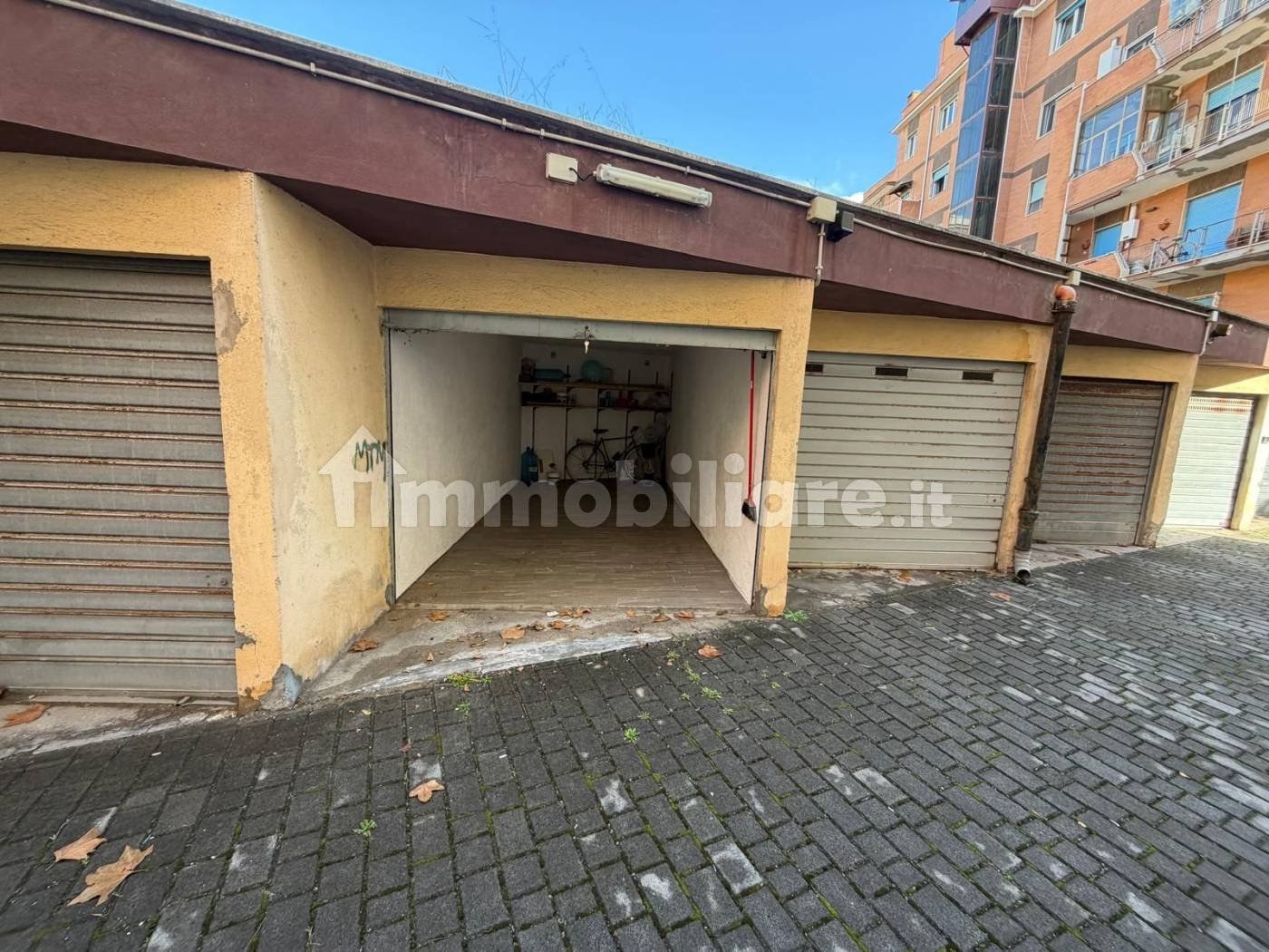 Box auto — Box / Posto auto in kauf in Roma, Ostia Levante