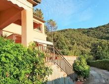 Villa zum Verkauf in Rio