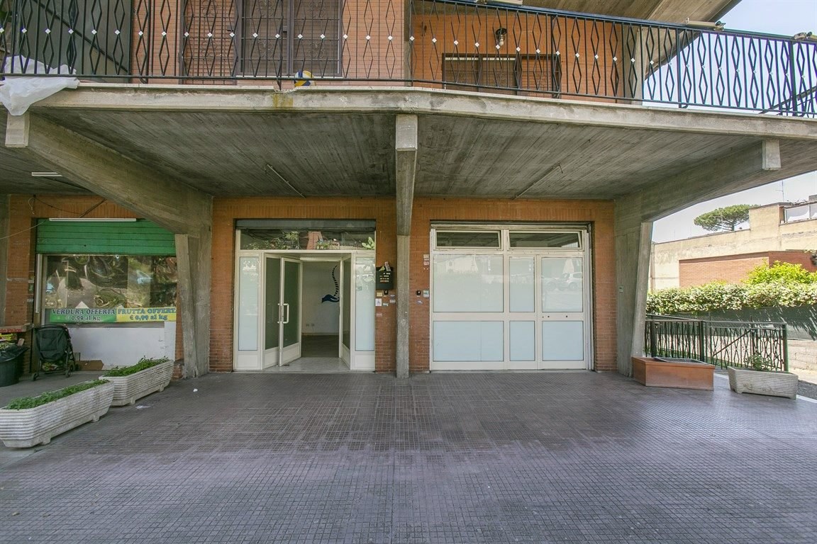 Laden zum Verkauf in Rom