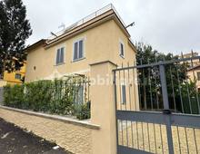Facciata — Apartment for sale in Roma, Monte Mario - Trionfale