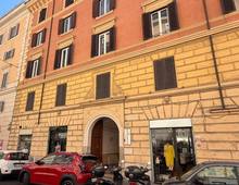 Facciata — Apartment for rent in Roma, Vittorio Veneto