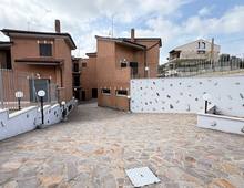Foto Cometa 25 — Four-family villa for sale in Albano Laziale