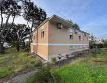 Villa Franca, a Pochi Passi dal Mare