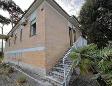 Villa Franca, a Pochi Passi dal Mare