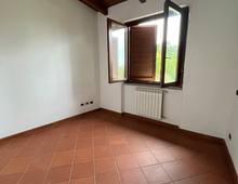 Villa in Bifamilare in Stile Toscano