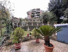 CAMILLUCCIA - appartamento ampia metratura con giardino + posti auto e cantina
