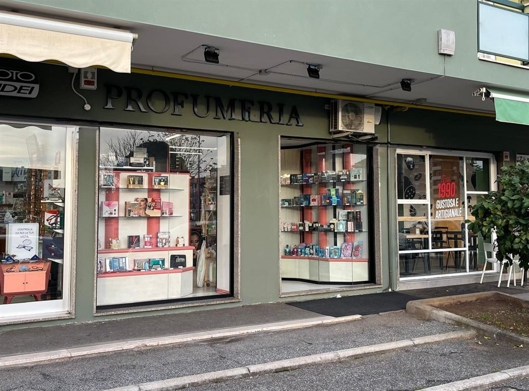 Shop for sale in Rome