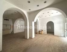 Interno non residenziale — Local comercial en venta en Roma, Prati