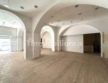 Interno non residenziale — Local comercial en venta en Roma, Prati