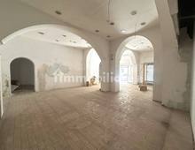 Magazzino — Local comercial en venta en Roma, Prati