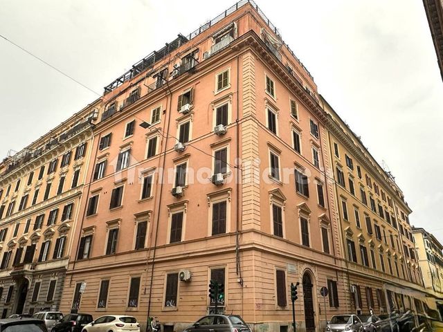 Via Castelfidardo Monolocale da Ristrutturare