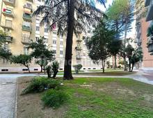 Cortile interno — Apartamento en venta en Roma, Cinecittà
