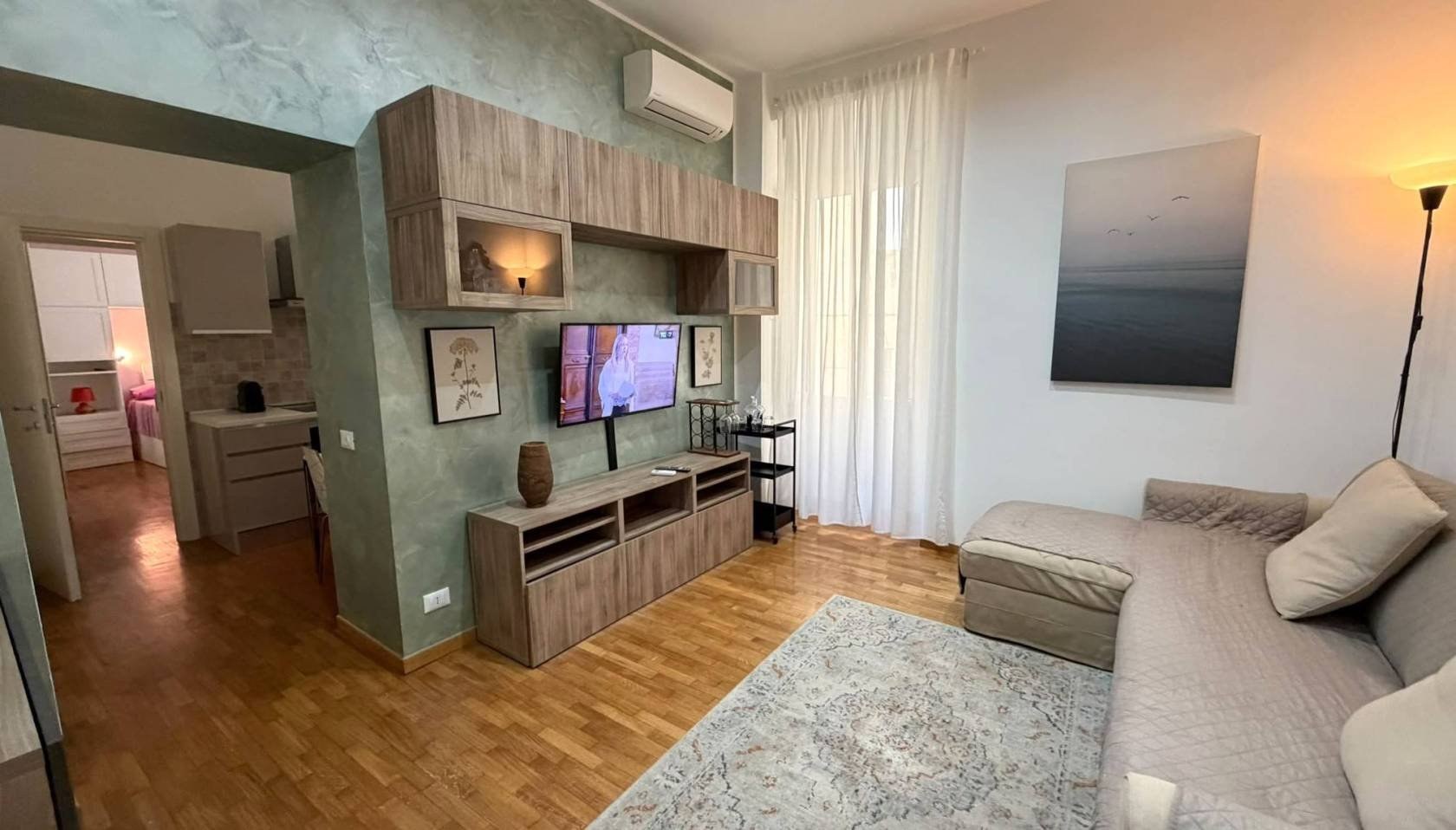 Salone — Apartamento en renta en Roma, Vittorio Veneto