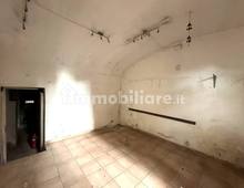 Stanza non arredata — Local comercial en renta en Roma, Trieste - Coppedè