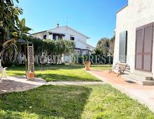 Villa en venta en Tarquinia Marina Velca