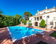 Splendida Villa Incastonata sulla Prima Collina di Silvi, Perla dell’Adriatico