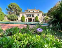 Splendida Villa Incastonata sulla Prima Collina di Silvi, Perla dell’Adriatico