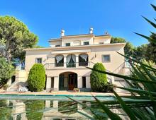 Splendida Villa Incastonata sulla Prima Collina di Silvi, Perla dell’Adriatico