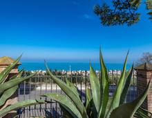 Splendida Villa Incastonata sulla Prima Collina di Silvi, Perla dell’Adriatico