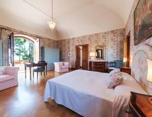 Splendida Villa Incastonata sulla Prima Collina di Silvi, Perla dell’Adriatico