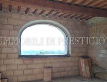 Splendido Casale Da Ultimare Immerso nel Verde delle Colline Pisane della Valdera