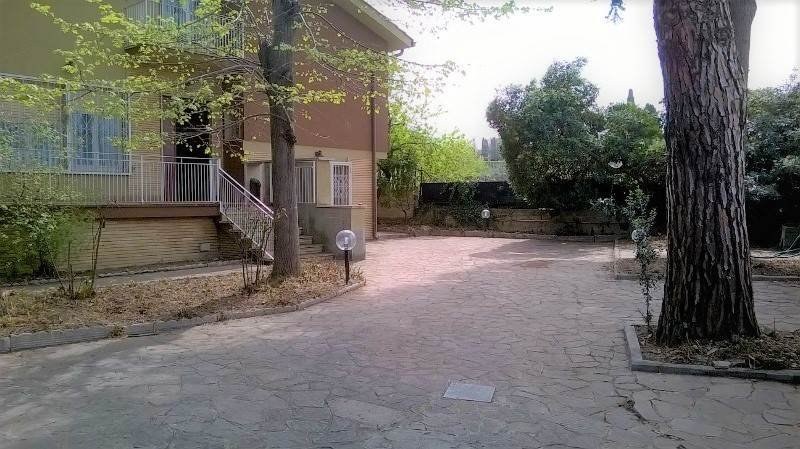 Villa in vendita a Frascati Frascati