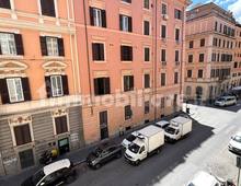 Vista — Appartement en vente à Roma, Castro Pretorio