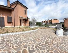 Foto Cometa 8 — Villa pour quatre familles à vendre à Albano Laziale