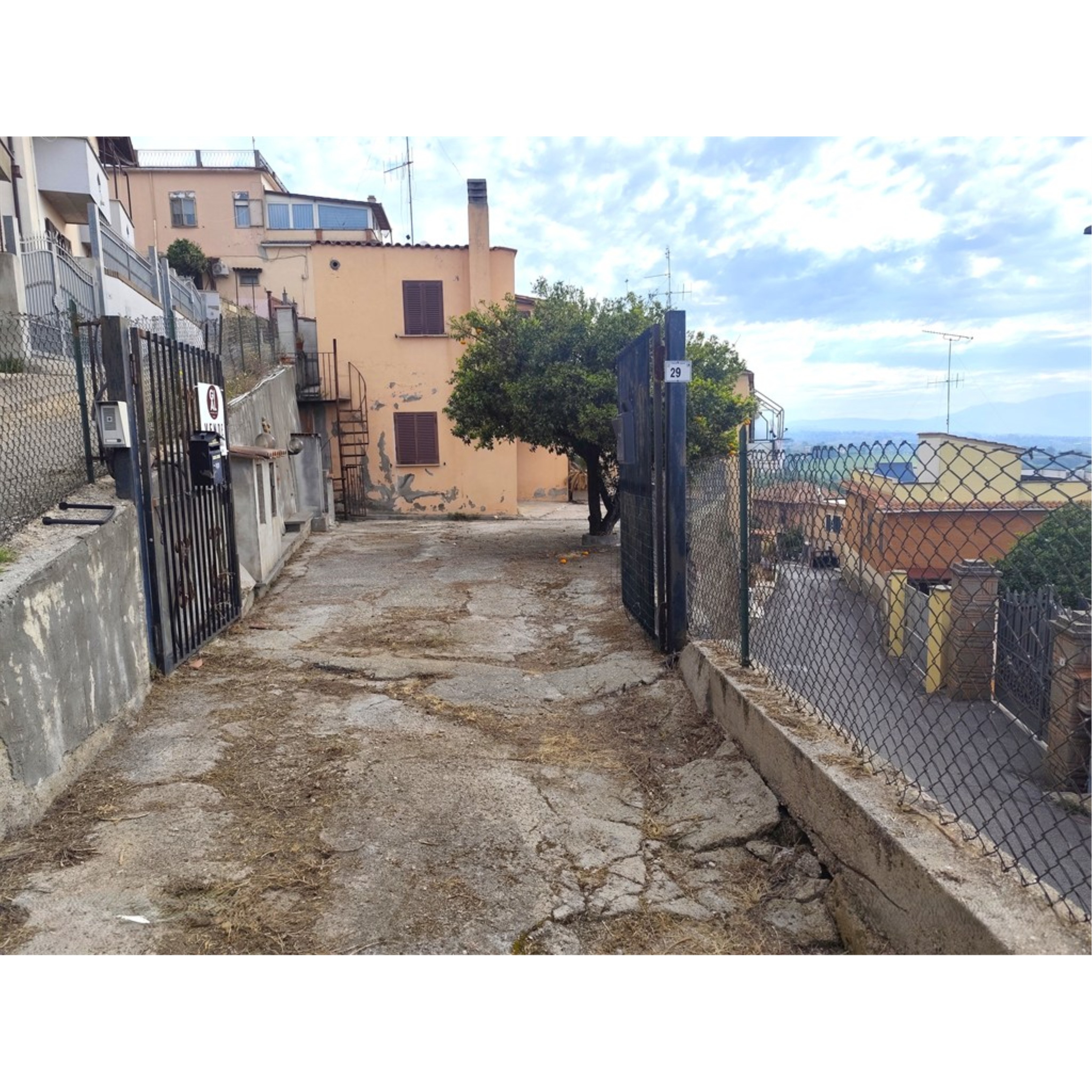 Foto Cometa 25 — Maison individuelle à vendre à Lanuvio