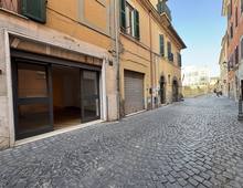 Foto Cometa 15 — Local commercial à vendre à Albano Laziale