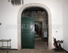 Palazzetto delle Torri. Bellissimo Edificio Storico
