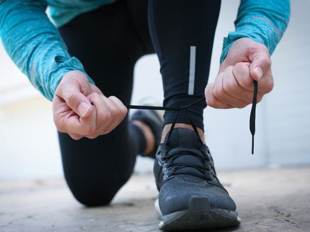 Vendesi attività avviata di circolo sportivo con bar e licenza esterna