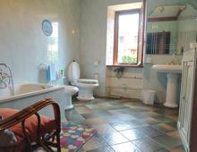 PUNTA DEL LAGO - Villa indipendente con grande parco privato
