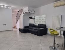 Villino indipendente 3 livelli con box
