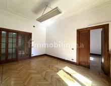 Stanza non arredata — Appartamento in vendita a Roma Trieste - Coppedè