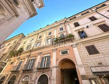 Facciata — Appartamento in vendita a Roma Pantheon