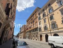 Zona — Appartamento in vendita a Roma Castro Pretorio