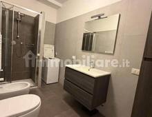 Bagno — Appartamento in vendita a Roma Castro Pretorio