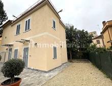 Facciata — Appartamento in vendita a Roma Monte Mario - Trionfale