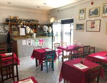Interno non residenziale — Negozio in vendita a Roma Ostia Antica
