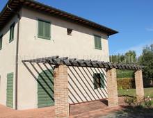 Casa indipendente in vendita a Palaia Usiglian Del Vescovo