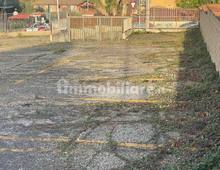Posti auto e moto via Termini Imerese, Borghesiana