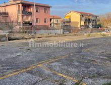 Posti auto e moto via Termini Imerese, Borghesiana