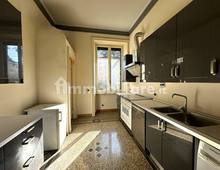 Cucina — Apartamento em venda em Roma, Parioli