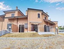 Foto Cometa 32 — Villa o Villetta Albano Laziale