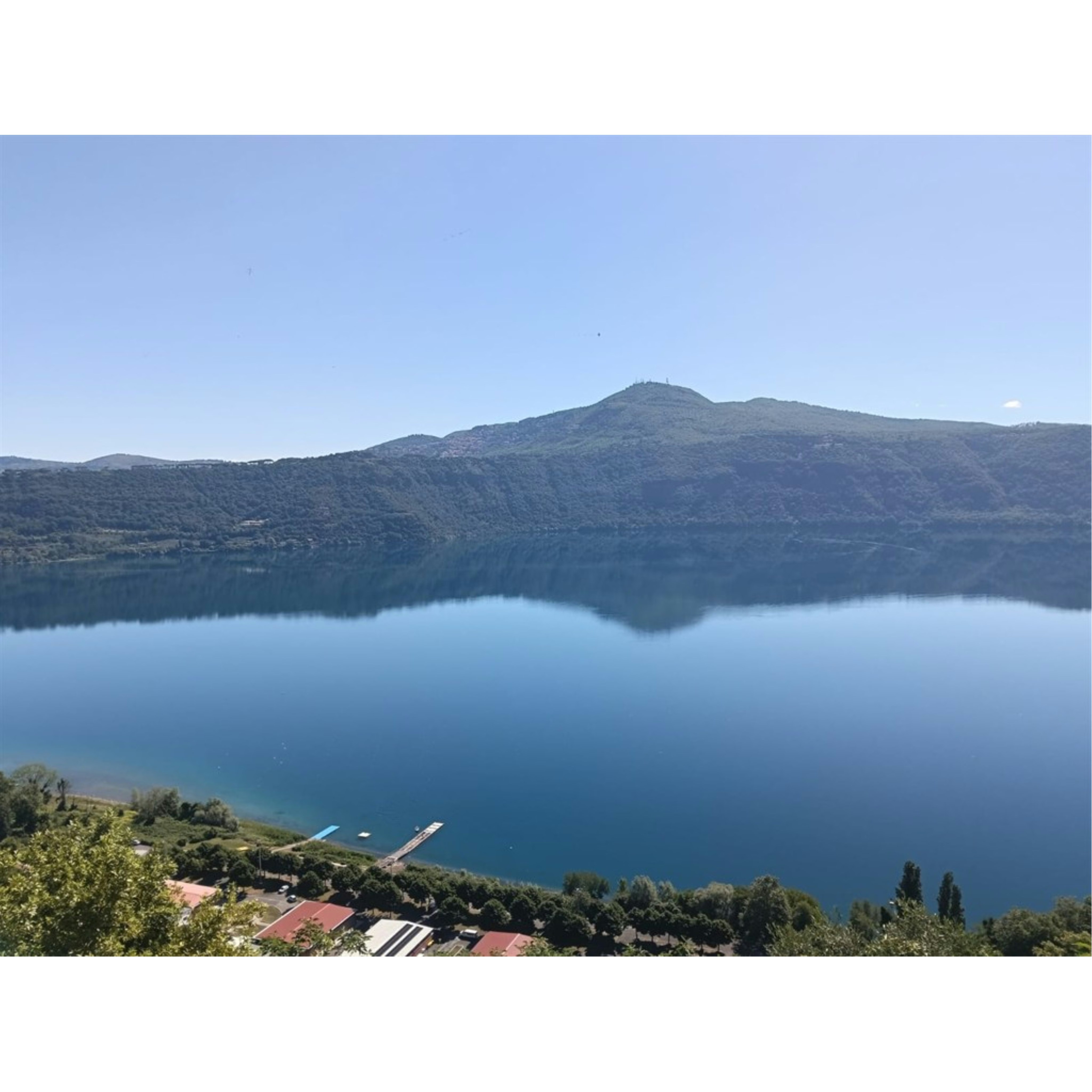Foto Cometa 1 — Apartamento à venda em Castel Gandolfo