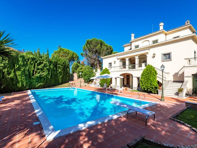 Splendida Villa Incastonata sulla Prima Collina di Silvi, Perla dell’Adriatico