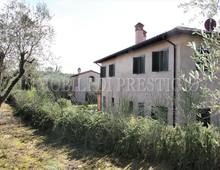 Moradia isolada à venda em Palaia Usiglian Del Vescovo