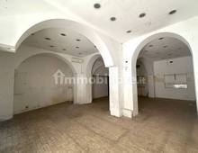 Interno non residenziale — Магазин — продажа, Roma, Prati